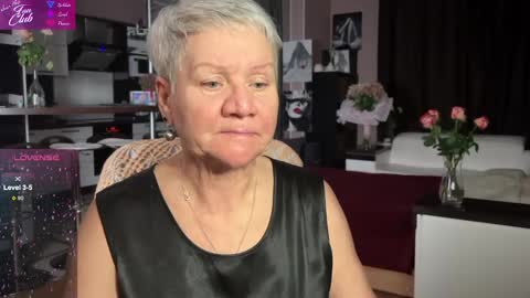 Roxana online show from February 21, 6:37 pm