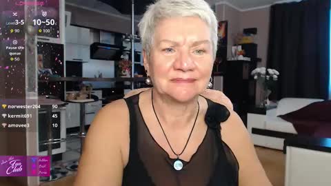 Roxana online show from February 25, 3:15 pm