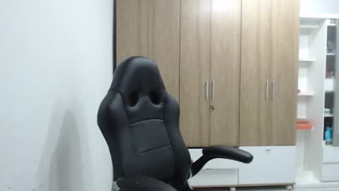 Roxana online show from June 12, 2:54 am