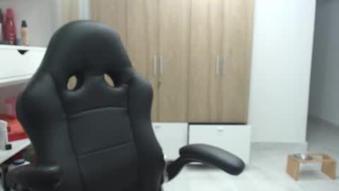 Snapshot of roxanalove7 chatting on February 26, 4:41 am Roxana online show from February 26, 4:41 am