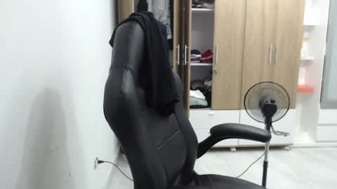 Roxana online show from March 5, 2:09 am