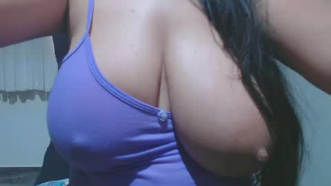 roxxy online show from July 4, 2:10 pm
