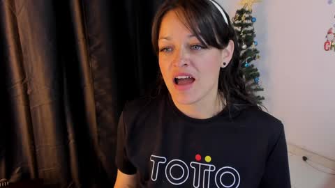  Roxan  online show from December 19, 11:25 pm