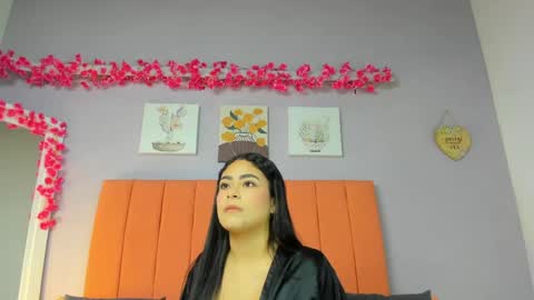 Juliana 3 online show from June 1, 12:06 pm