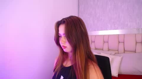 Roxie  online show from February 25, 11:15 pm