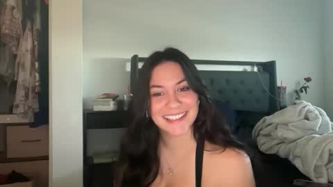 Roxie online show from December 18, 10:49 pm