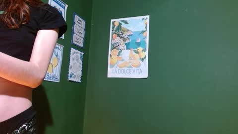 Roxie online show from December 17, 1:56 am