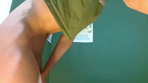 Roxie online show from April 4, 1:56 am