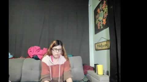 roxihazeleyes online show from November 4, 1:29 am