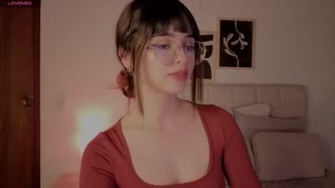 Roxxy online show from March 27, 10:33 pm