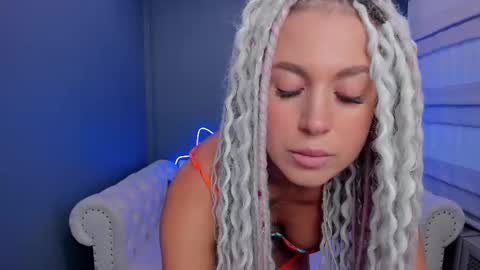 Snapshot of roxy_mars chatting on March 10, 1:12 am Roxy online show from March 10, 1:12 am