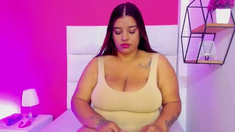 roxy_sexy69 online show from February 23, 3:42 am