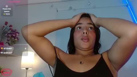 roxy_stone1 online show from October 7, 7:43 pm