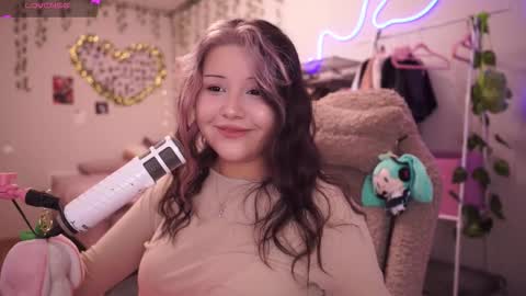 roxysuh online show from November 28, 8:10 am