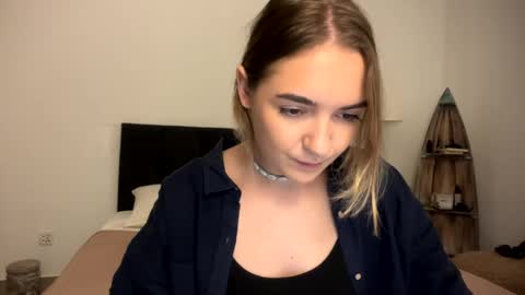 Roxy online show from April 13, 1:26 pm