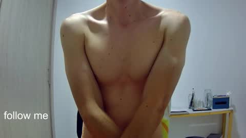 Roy online show from February 6, 1:31 am