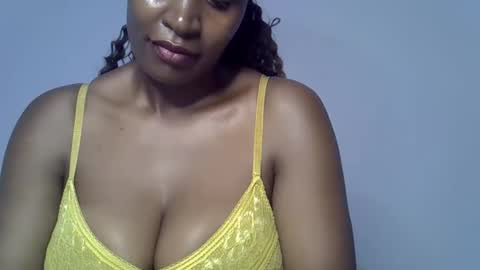 rozie34 online show from April 2, 7:21 pm