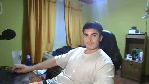 rpaulo25 online show from February 5, 2:51 am