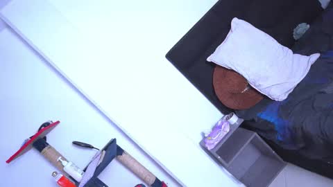 rubi rouss  instagran and X or tw  FAV VIBES11  9 33  101 moan and explode my balls online show from March 14, 2:26 am