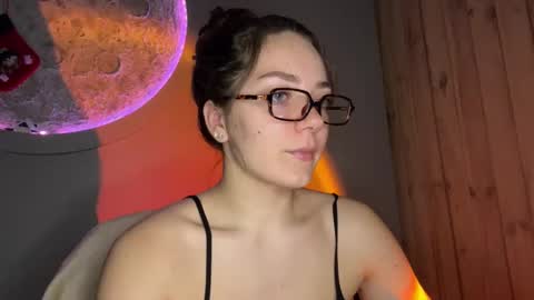 AYSHE online show from February 24, 8:12 pm