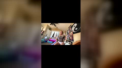 Ruby Monroe online show from June 7, 1:33 am