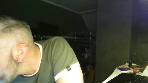 Chico que rico Caliente online show from February 24, 10:36 pm