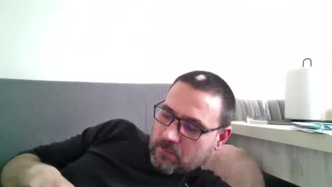 rul3ssuck online show from February 25, 8:14 am