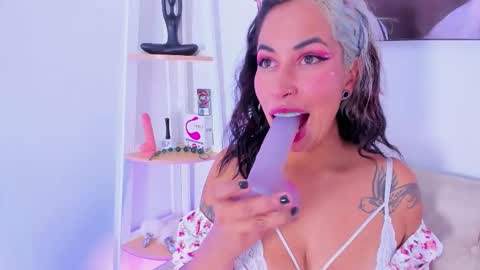 Rumi  online show from October 4, 12:36 pm