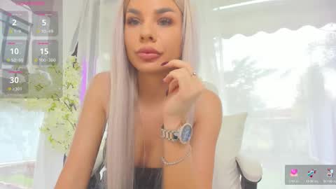 Ava online show from November 30, 9:49 am