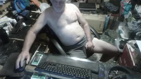 Russtenail21 online show from September 24, 9:10 pm