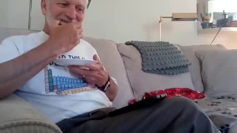 Snapshot of rustyx22 chatting on October 9, 12:54 pm Rusty online show from October 9, 12:54 pm