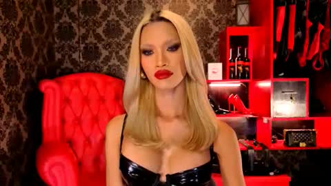 Ruth Evangelista online show from December 5, 3:43 pm