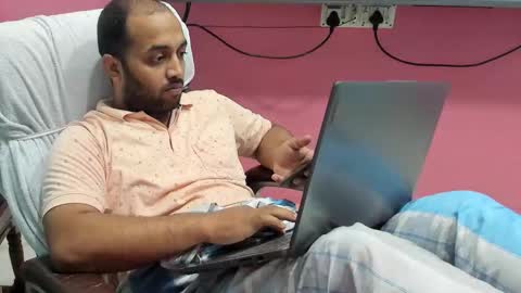 rwb17 online show from November 1, 4:28 pm