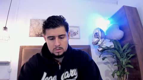    online show from March 7, 12:27 pm