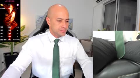 ryan_master_ online show from January 10, 9:13 am