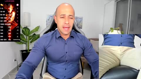 ryan_master_ online show from January 8, 9:10 am