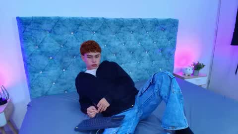 R Y A N   ON   F I R E online show from February 5, 11:36 am