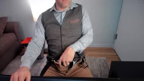 Ryan in NYC online show from February 3, 2:54 pm