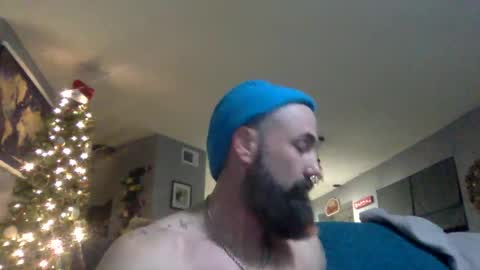 ryans0126 online show from December 10, 1:22 am