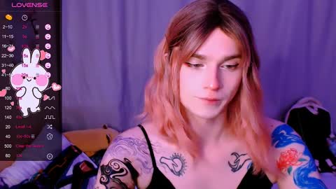  Alice  online show from April 2, 3:08 pm