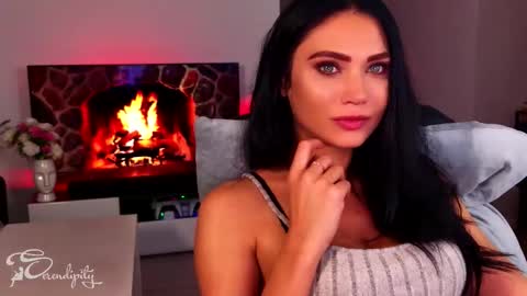 Y      online show from September 26, 7:33 pm