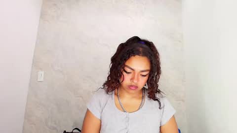 s_sofia_ online show from February 17, 7:23 pm