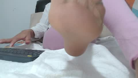 saaramiller     online show from January 27, 7:24 am