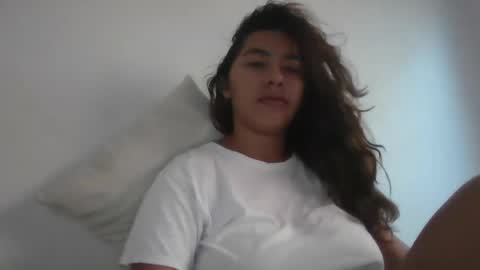 Jeane online show from February 17, 9:32 pm