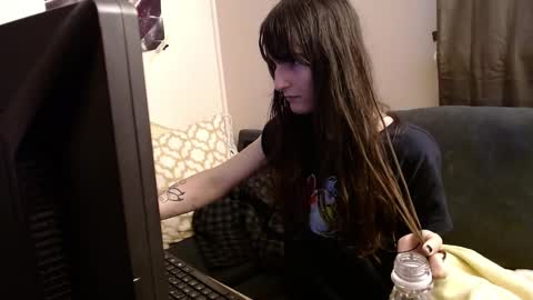 sabinewinters online show from March 11, 9:40 pm