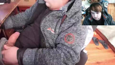 1141323  my Lord Mister Max   moms treasure online show from February 21, 9:12 am