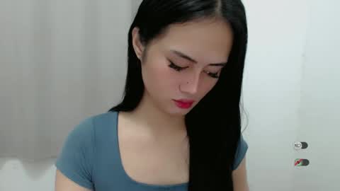 Snapshot of sabrina_inviting chatting on March 8, 10:56 pm Sabrina online show from March 8, 10:56 pm