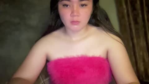 Snapshot of sabrina_miller4 chatting on December 11, 12:54 am Sabrina Miller  not into cheap  online show from December 11, 12:54 am
