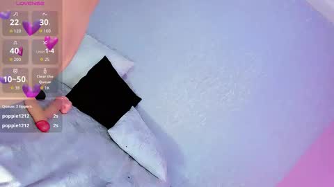 sabrinasandoval21 online show from December 19, 7:59 am