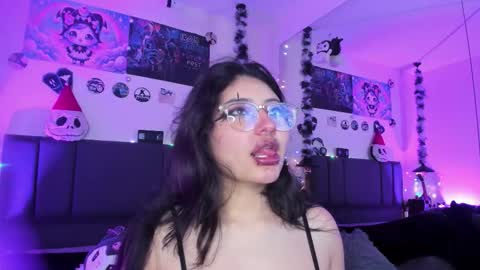 Sabrina  online show from January 15, 11:52 am